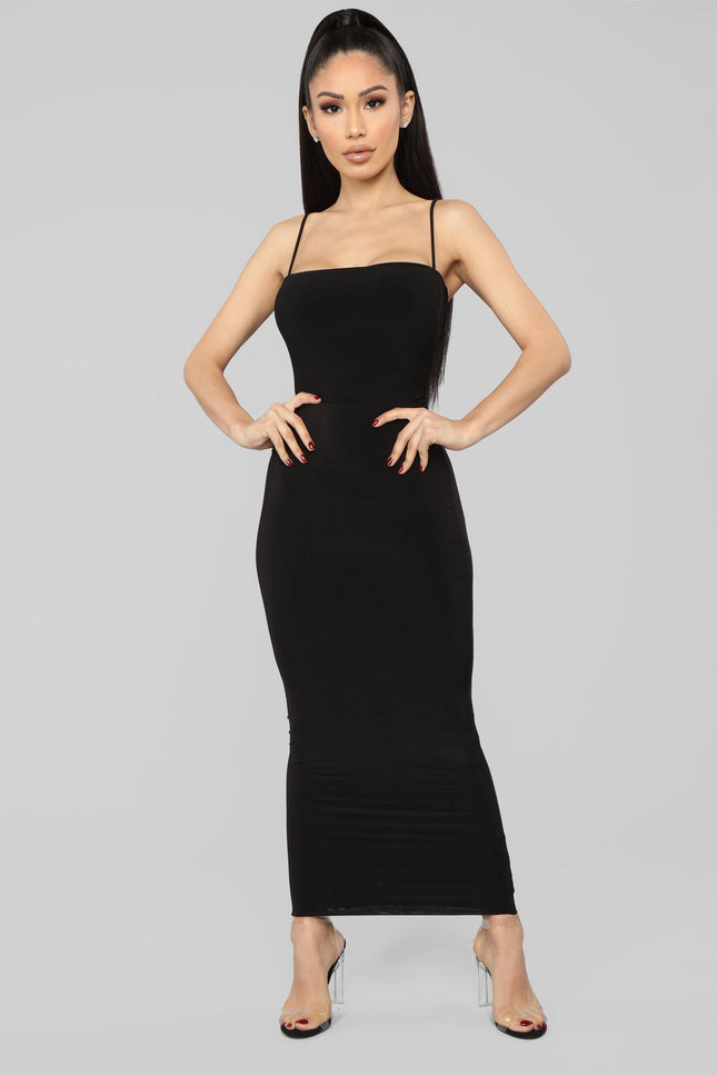 Robe skims noir - Robe Addict