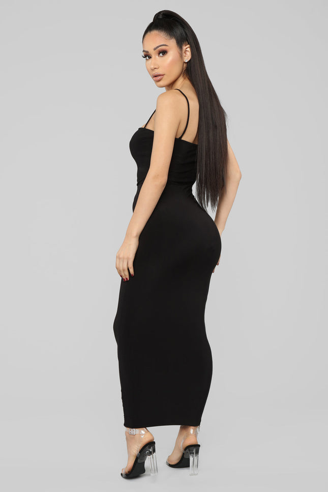 Robe skims noir - Robe Addict