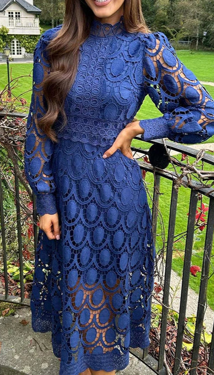 Robe broderie anglaise bleu marine - Robe Addict