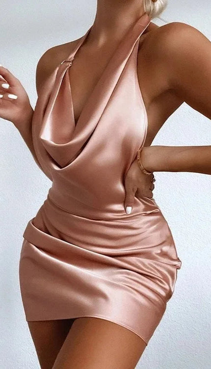 Robe col bénitier satin - Robe Addict