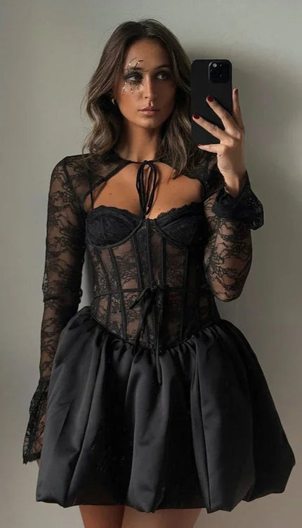 Robe courte dentelle noire - Robe Addict