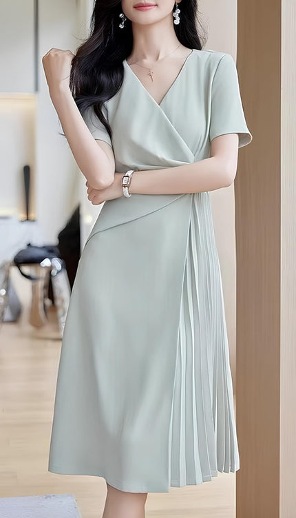 Robe encolure v - Robe Addict